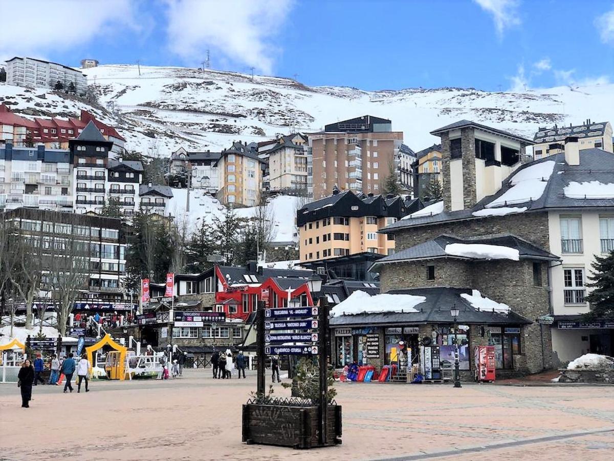 Ski Plaza Sierra Nevada & Zona Baja Exterior photo